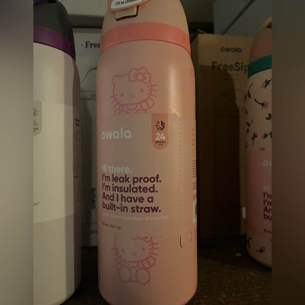 Owala 32oz Insulated Water Bottle with Built-in Straw hello kitty viral - Picture 2 of 2